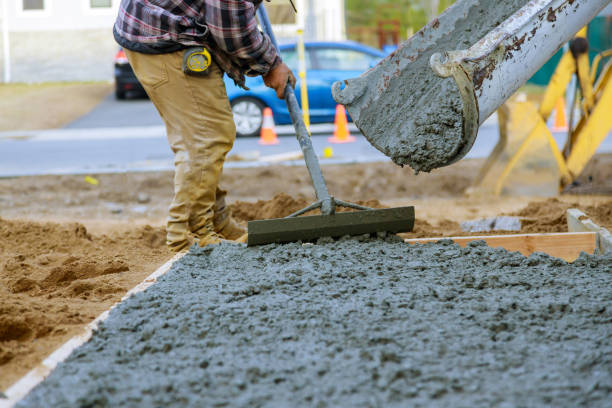 Best Custom Concrete Contractor  in Destrehan, LA
